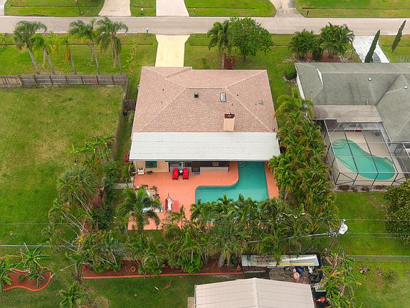 5th image of 1179 SE Sabina Lane