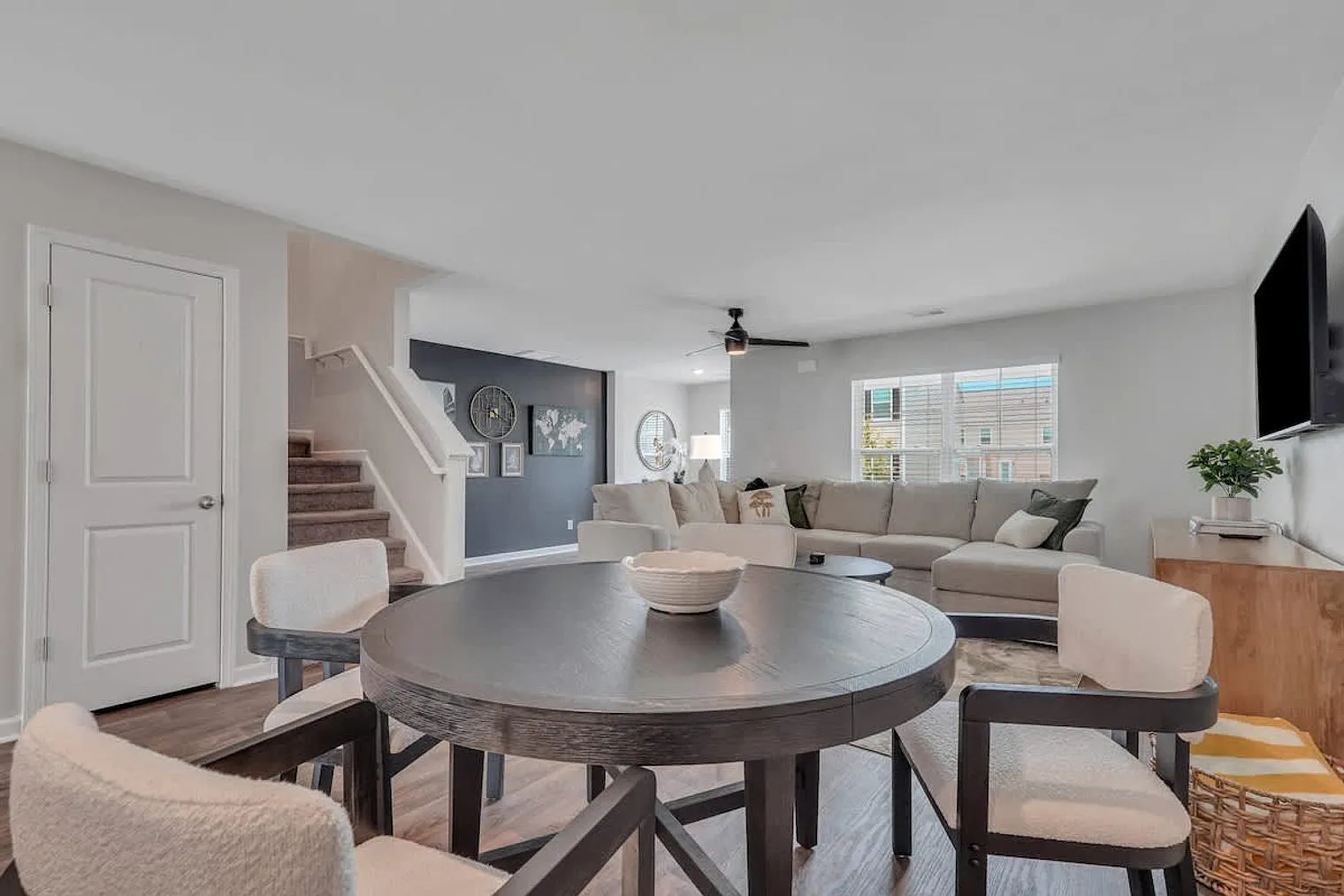 3 bed, 2.0 bath, 1453 sqft, $3,264 — Photo 1