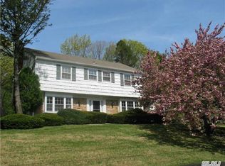 314 Pond Path, East Setauket, NY 11733