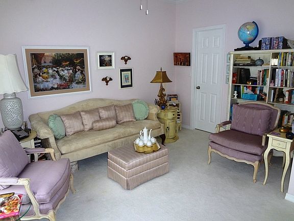 5th image of 211 Aloys Cir