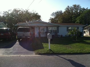 8855 Harvey Ln, Port Richey, FL 34668