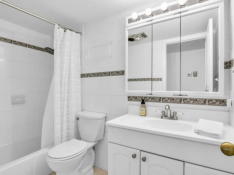 410 N Federal Hwy #616 — Photo 24