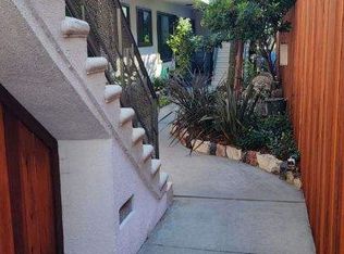 818 5th St #4, Santa Monica, CA 90403