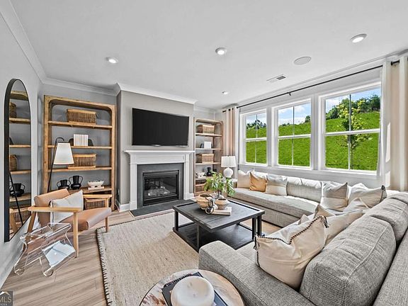 6th image of this home