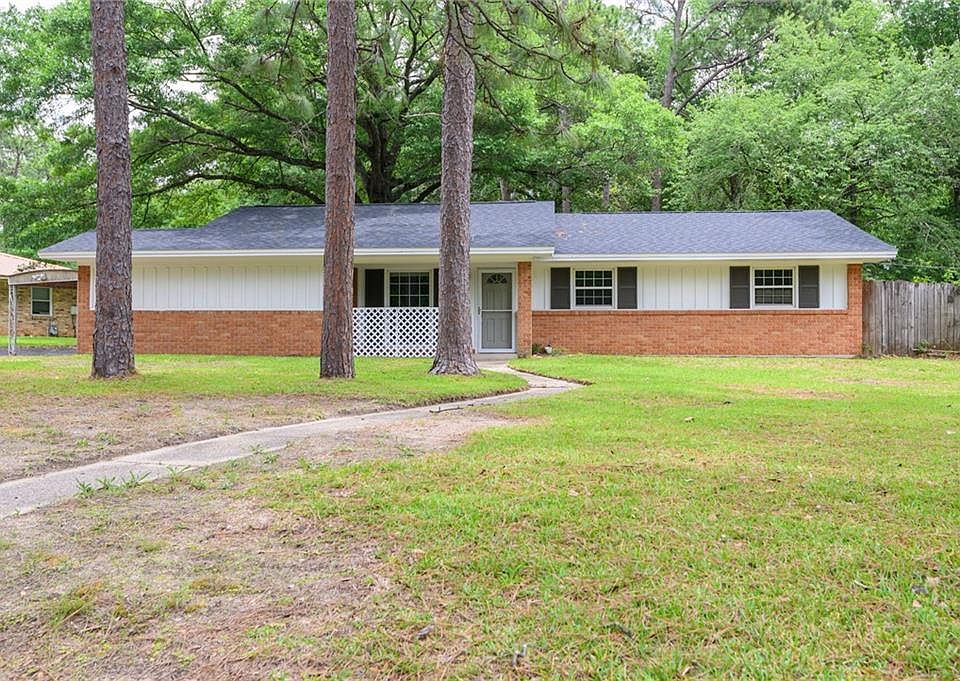 1st image of 800 Graymont Dr