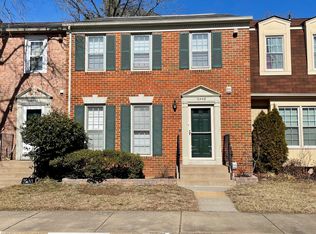 10448 Red Granite Ter, Oakton, VA 22124