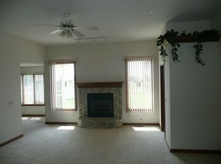 326 Homestead Ct, Bluffton, IN 46714