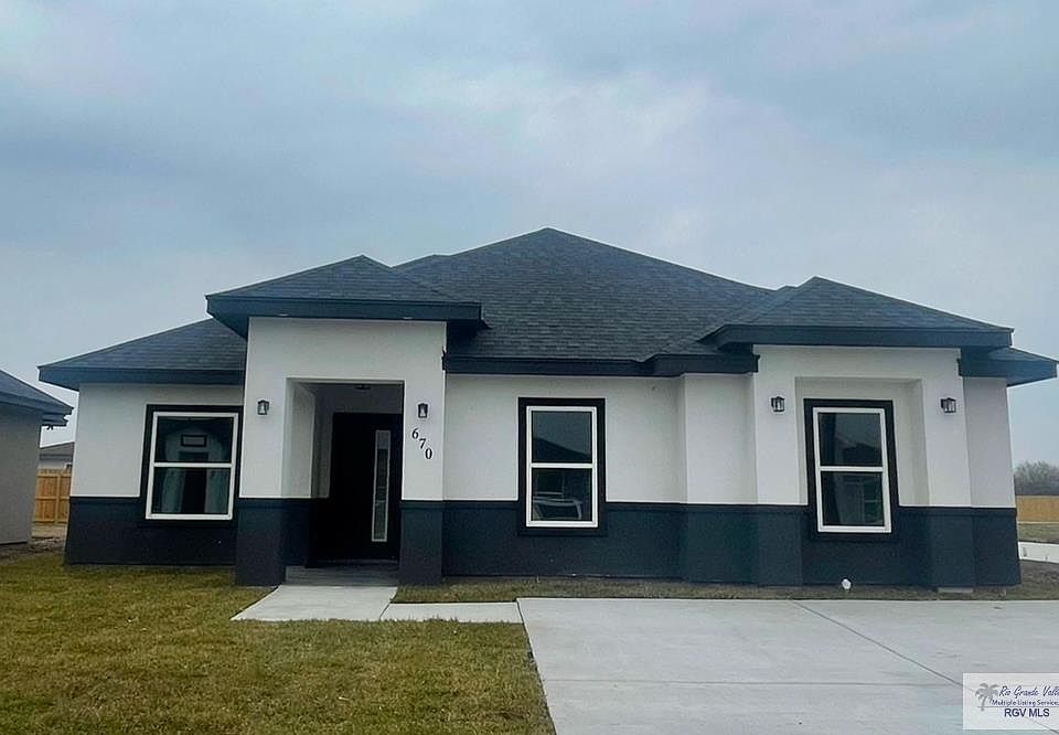 1st image of 670 Tamarindo Ln