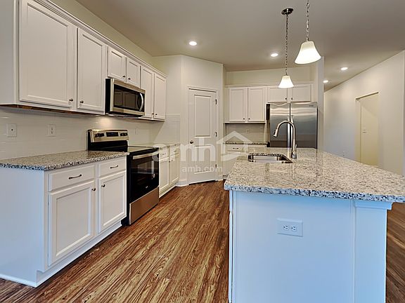 3rd image of 1289 Ashlyn Ct