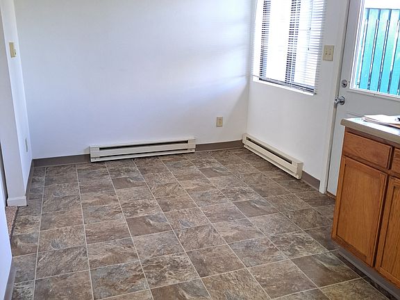 2nd image of 2104 Lincoln Ave #1B