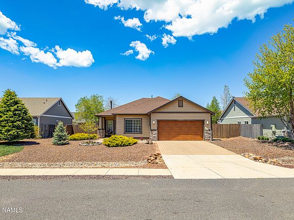 2nd image of 4471 Deer Springs Dr