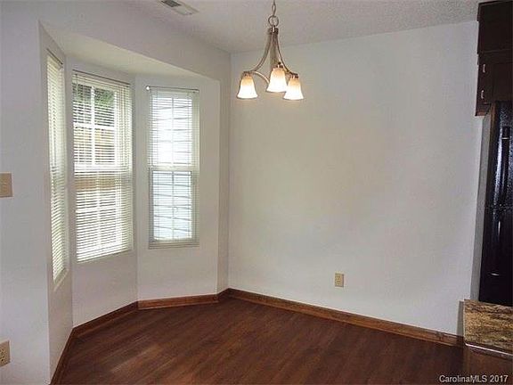 4th image of 130 Double Eagle Dr
