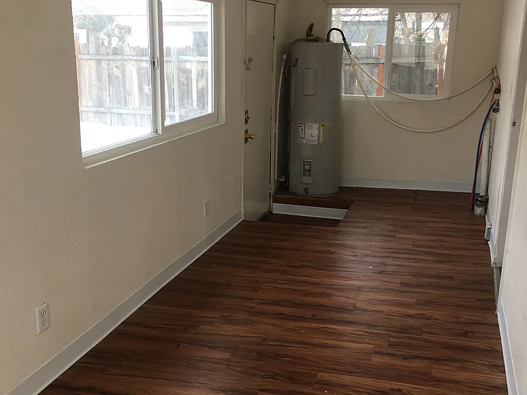 1409 Arthur St — Photo 10