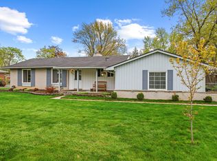 31741 W Thirteen Mile Rd, Farmington Hills, MI 48334