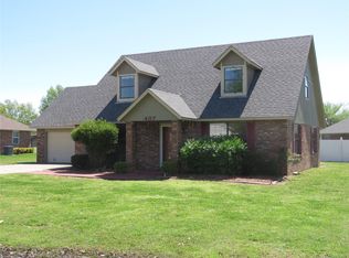 407 Checotah Dr, Checotah, OK 74426
