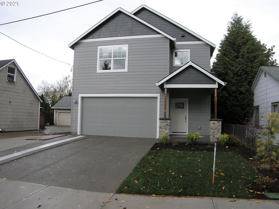 1st image of 439 NW Garibaldi St
