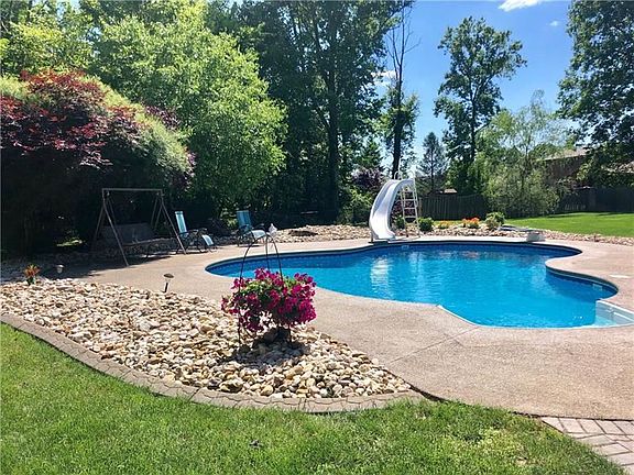 2nd image of 110 Penn Woods Ct
