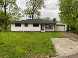 2803 Parkway Dr, New Albany, IN 47150