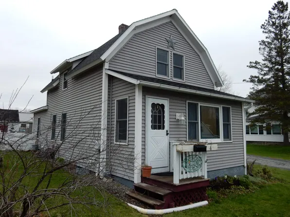 4 Chandler Avenue, Orleans, VT 05860