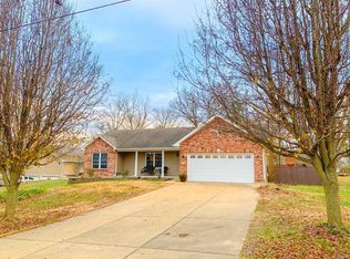 926 Scenic Dr, Herculaneum, MO 63048