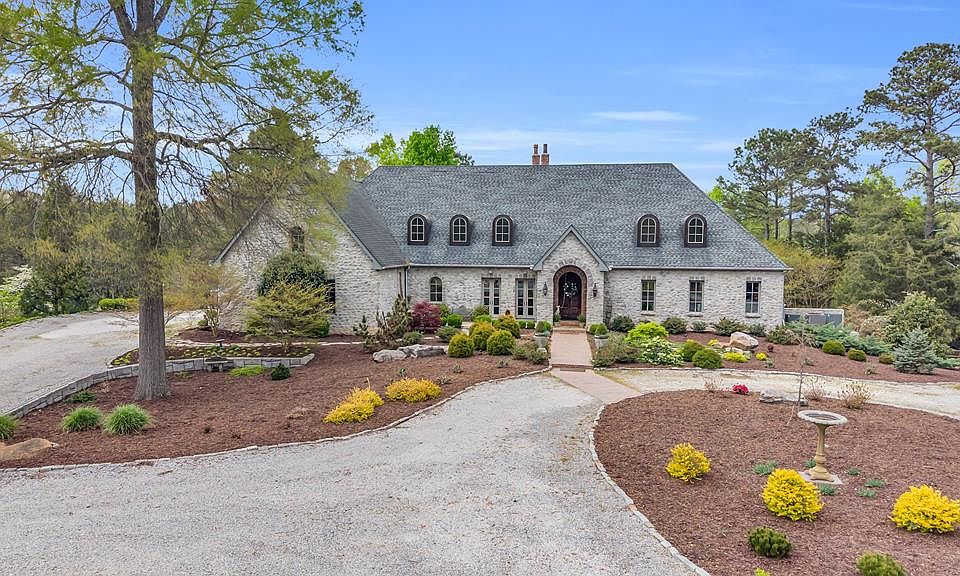 1st image of 117 Friendfield Ln