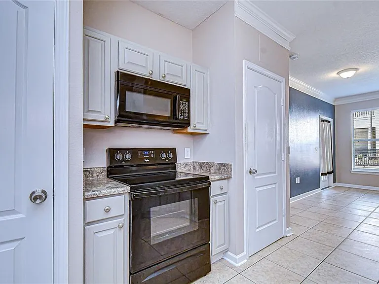 17942 Villa Creek Dr #17942 — Photo 24