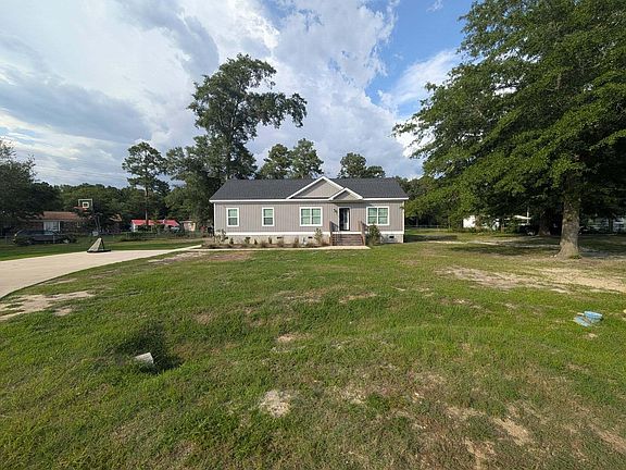 2nd image of 168 Willow Ct