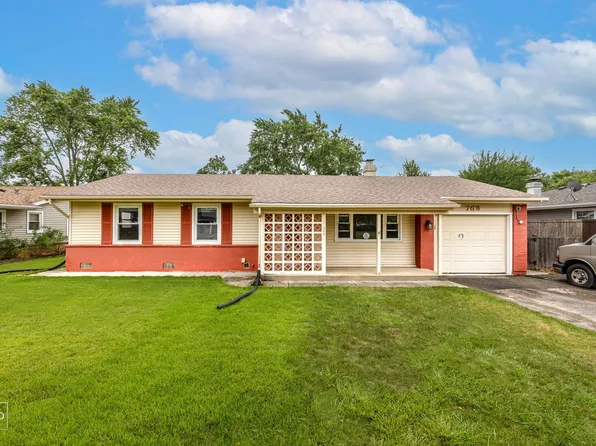 769 Penrith Ave, Elk Grove Village, IL 60007