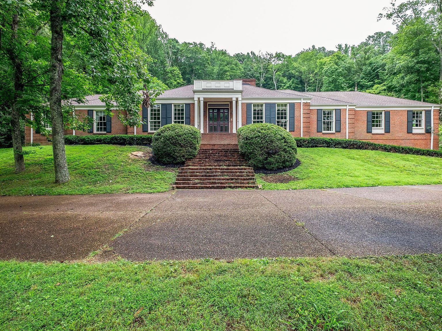 4354 Chickering Ln, Nashville, TN 37215 Zillow