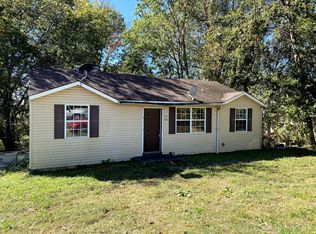 220 Creekside Dr, Clarksville, TN 37042