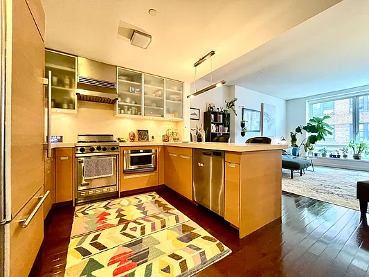 Rented by Pear NYC LLC | media 16