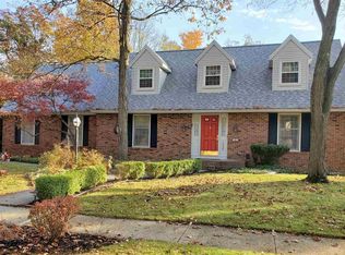 10025 Houndshill Pl, Fort Wayne, IN 46804