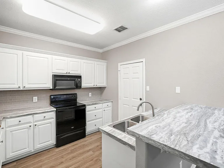 1612 Culture Ln — Photo 13