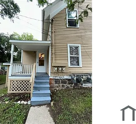 428 N Washington St — Photo 2