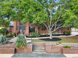 332 Towne Vue Dr, Castle Hills, TX 78213