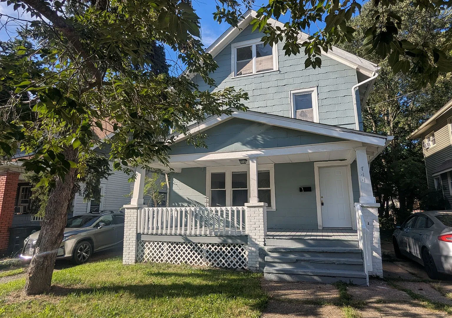 Newly renovated 3-bedroom, 1-bath home in Akron — Photo 2