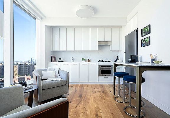 3rd image of 180 Broome St APT 2309