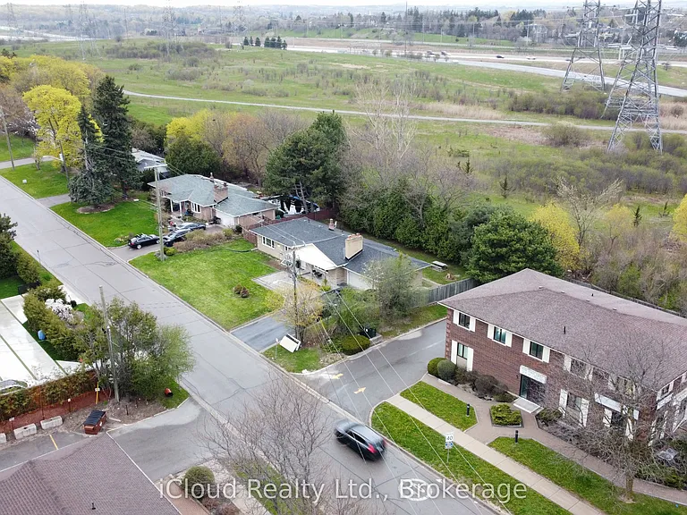 4 Longbridge Rd — Photo 22