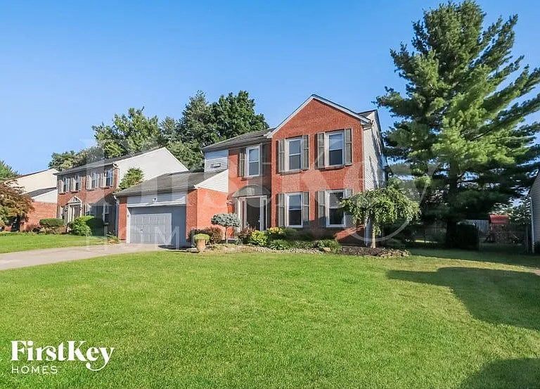 8635 Coran Dr — Photo 1