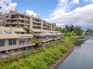 250 SE Spokane St #2, Portland, OR 97202