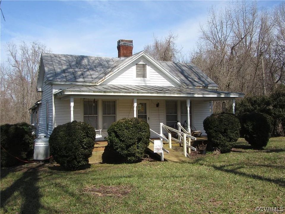 1st image of 17200 Amelia Ave