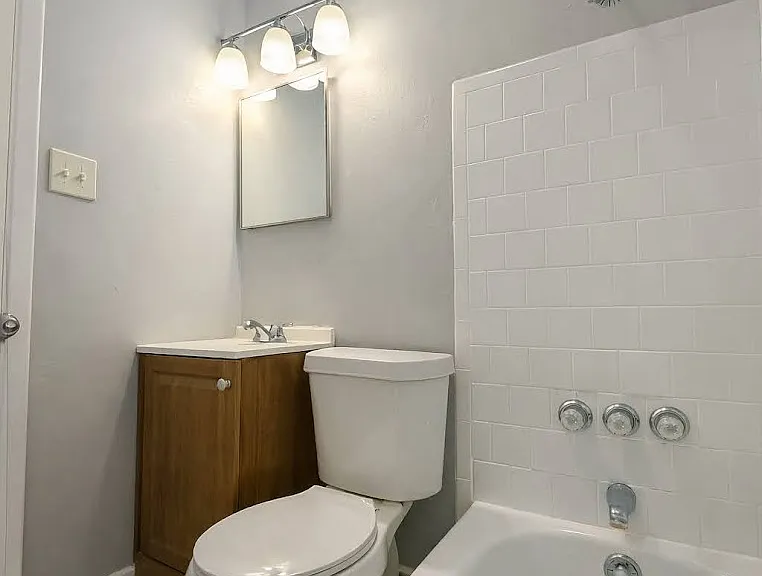 1105 W Arch St #A — Photo 9