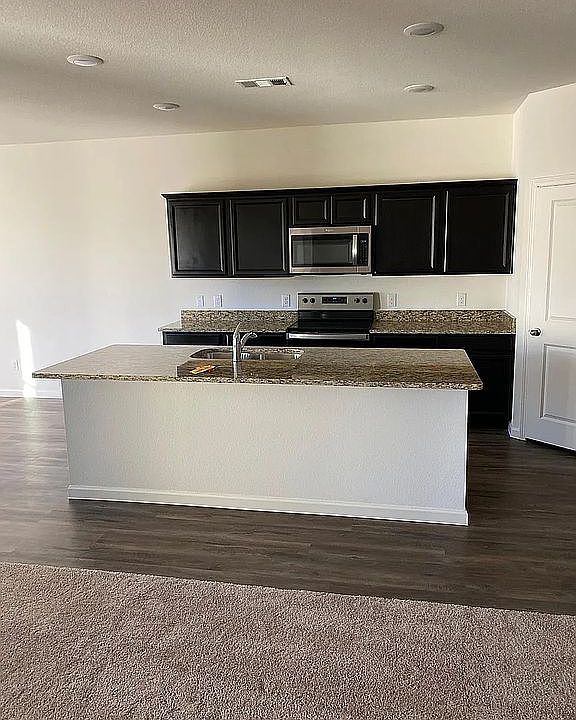 2nd image of 6501 Trident Ct
