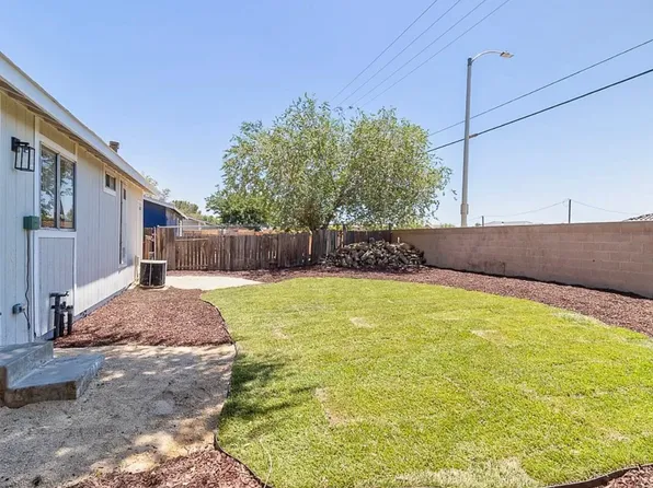 2328 Pecos Ct, Lancaster, CA 93535