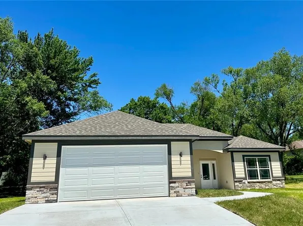 1306 Kristie Cir, Excelsior Springs, MO 64024