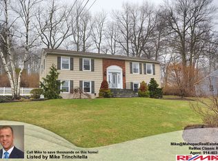 118 Geymer Dr, Mahopac, NY 10541