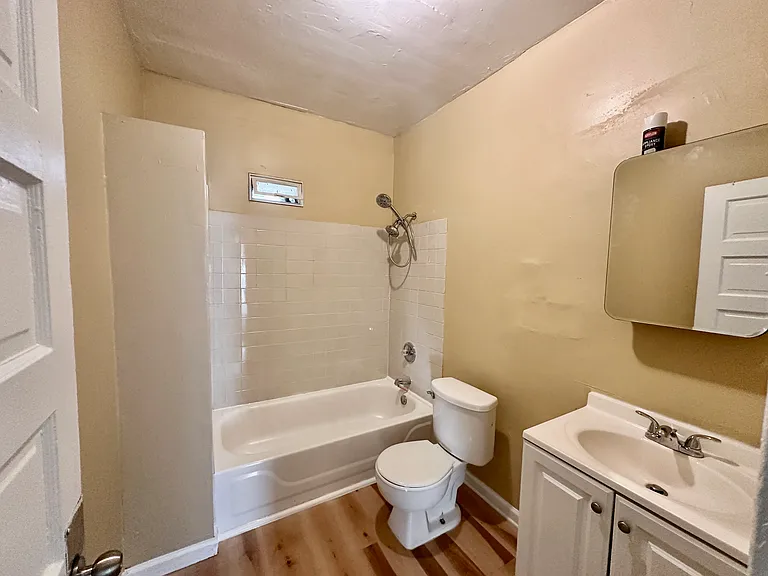 1315 E 85th St #2 — Photo 13