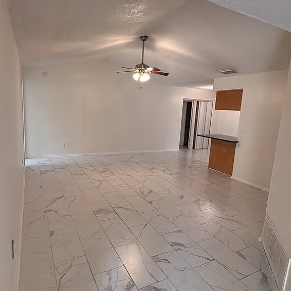 1093 Sunshine Way SW — Photo 13