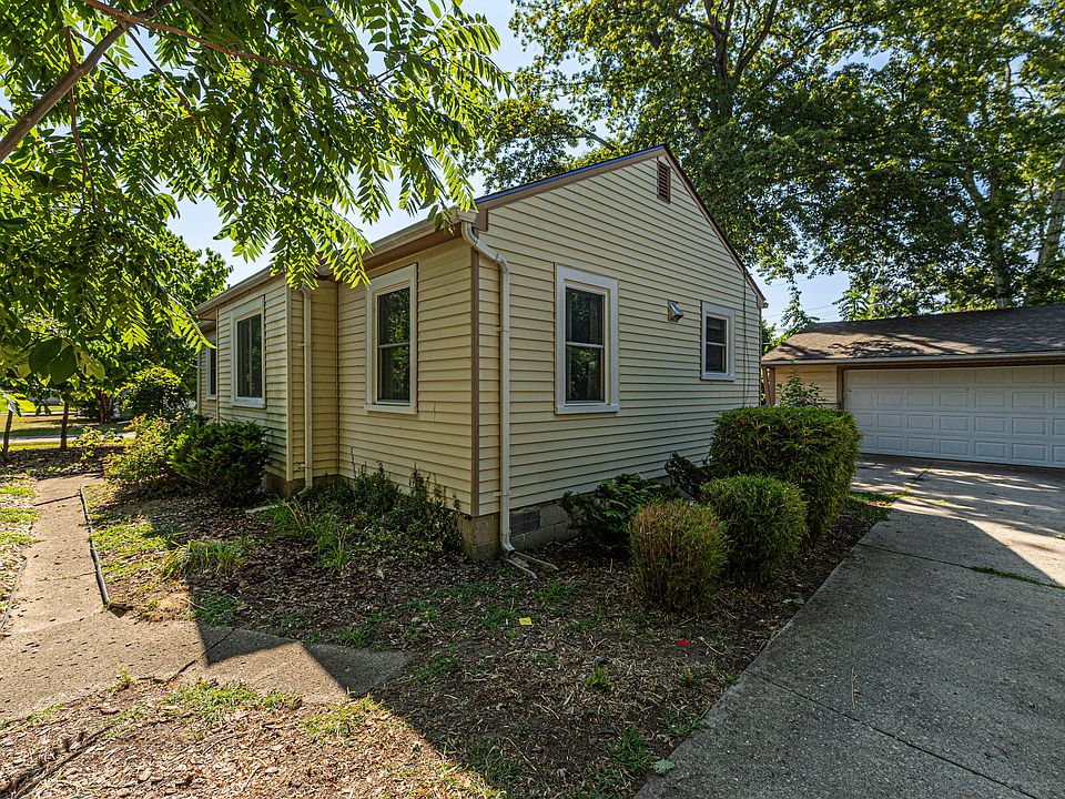 1st image of 33967 Wadsworth St