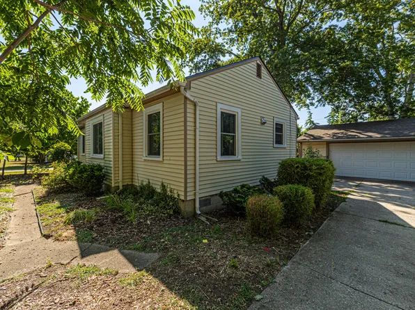 33967 Wadsworth St, Livonia, MI 48150